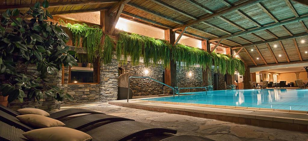 Apartment 24 Hotel Etrier Pool & Spa Кран-Монтана Экстерьер фото